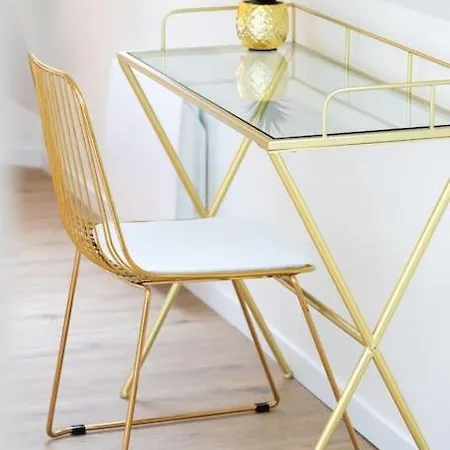 6 Proche De La Gare Et Du Centre